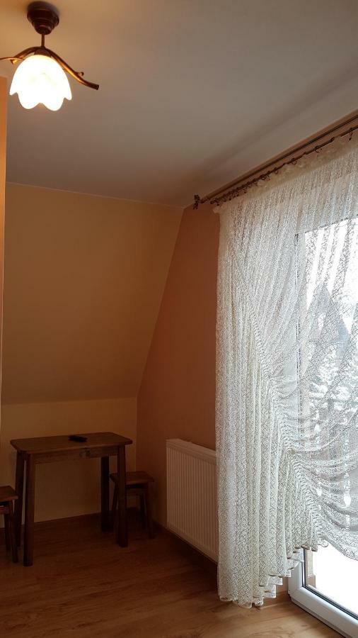 Pokoje Goscinne U Halinki Zab Dış mekan fotoğraf