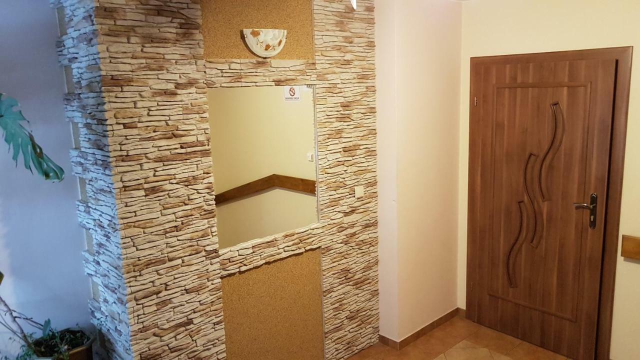 Pokoje Goscinne U Halinki Zab Dış mekan fotoğraf